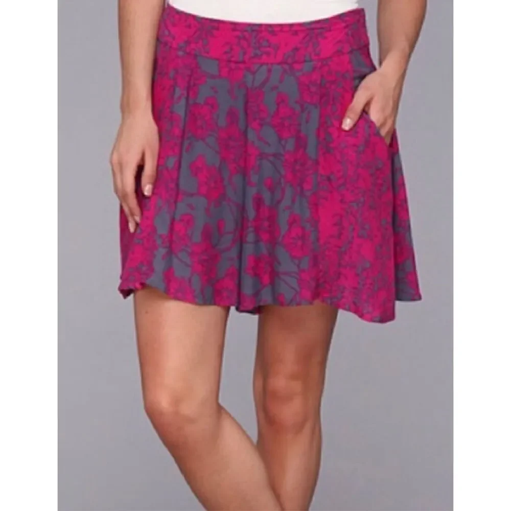 Free People Sheila‎ Vivid Purple & Gray Floral Culotte Shorts sz 2 boho